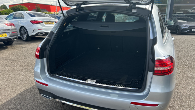 Mercedes-Benz E-Class E300d 4Matic AMG Line 5dr 9G-Tronic Diesel Estate